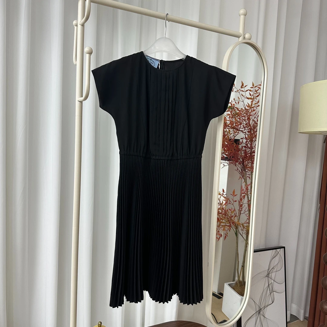 Prada/普拉达双双臻选/tt00032/普拉达连衣裙/40码