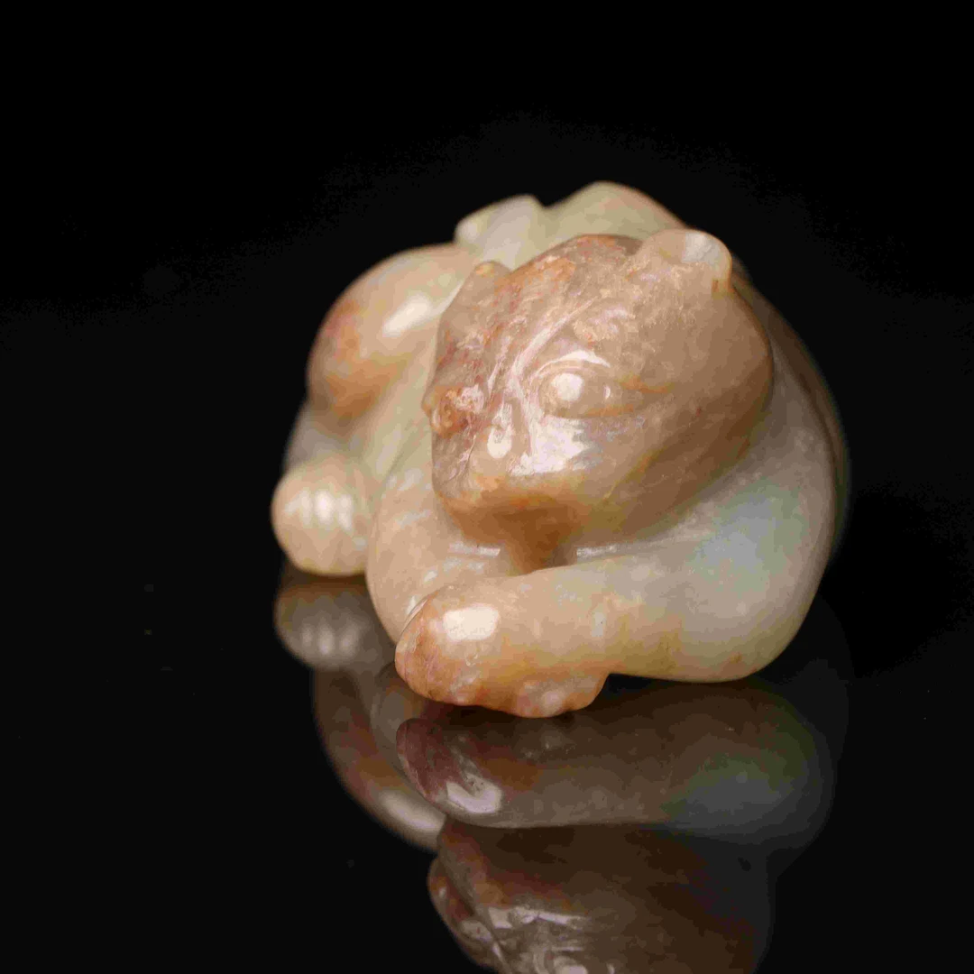 820明代和田玉瑞兽把件913