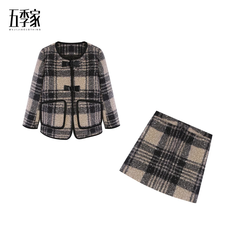 黑色羽绒上衣+短半裙两件套五季家ZL40671