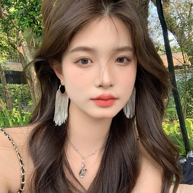 铜合金耳饰 度假风夸张长款流苏耳环女气质高级感小众显脸瘦耳钉