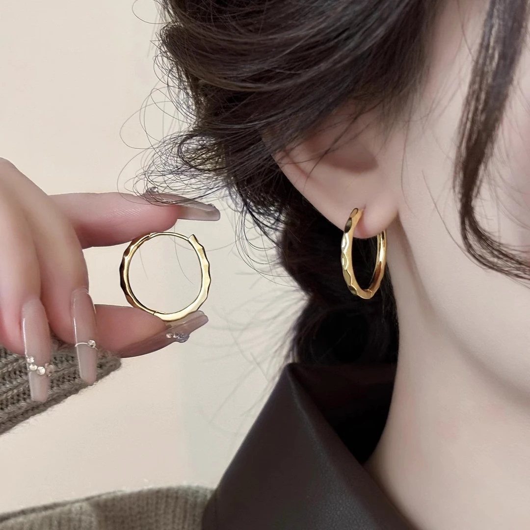 铜合金耳饰 冷淡风金色素圈耳环女高级感耳饰2024新款气质耳圈潮