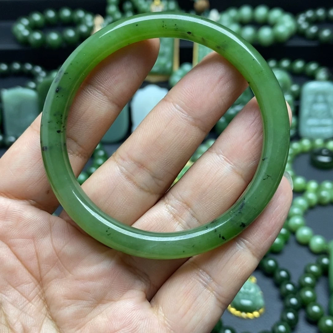 和田玉（碧玉）手镯未镶嵌