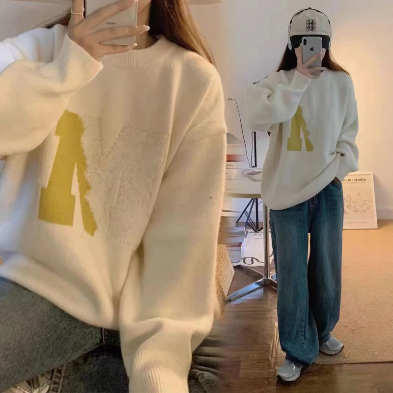 孕妇装毛衣秋冬季新款休闲百搭时尚字母针织衫上衣宽松大码中长款