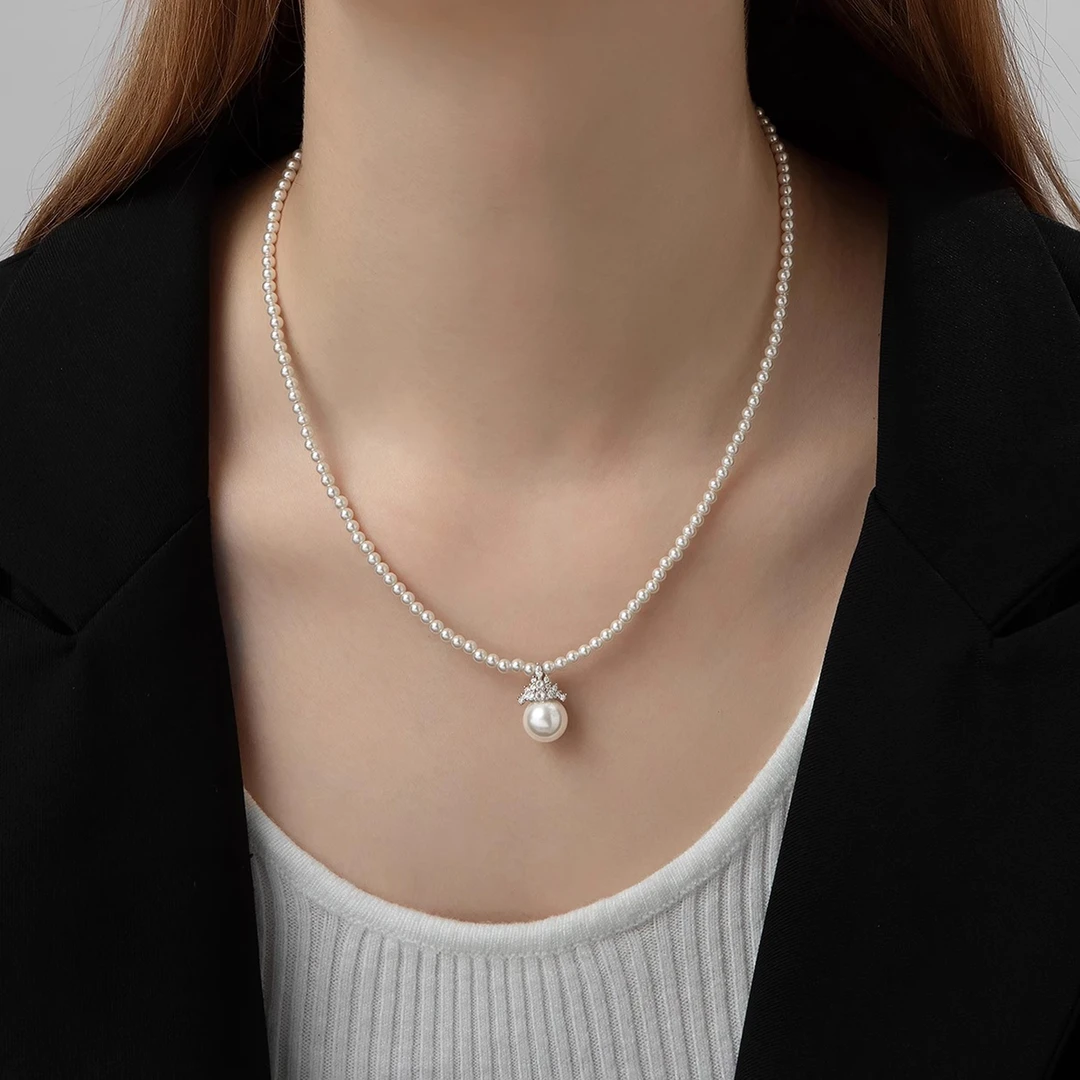 卡柒 非金属仿珍珠项链 冰雪女王珠珠项链女轻奢小众高级感毛衣链