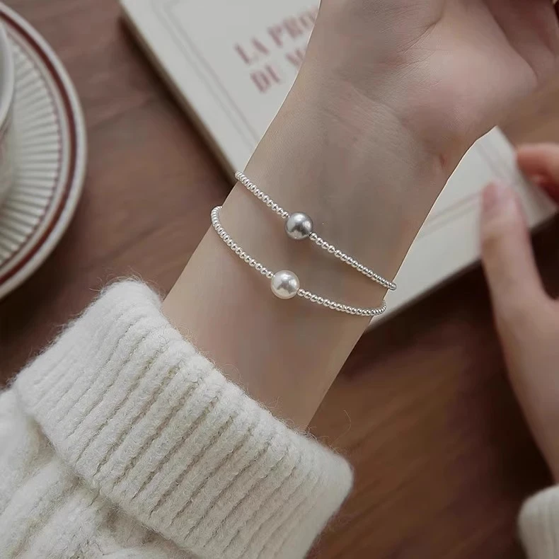 卡柒 非金属仿珍珠手链 女生珠珠手链手串轻奢小众高级感圣诞礼物