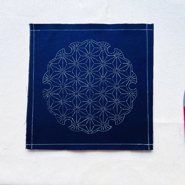 R21初学者入门材料包刺子绣麻叶纹壶垫24*24cm亚麻面料，五层