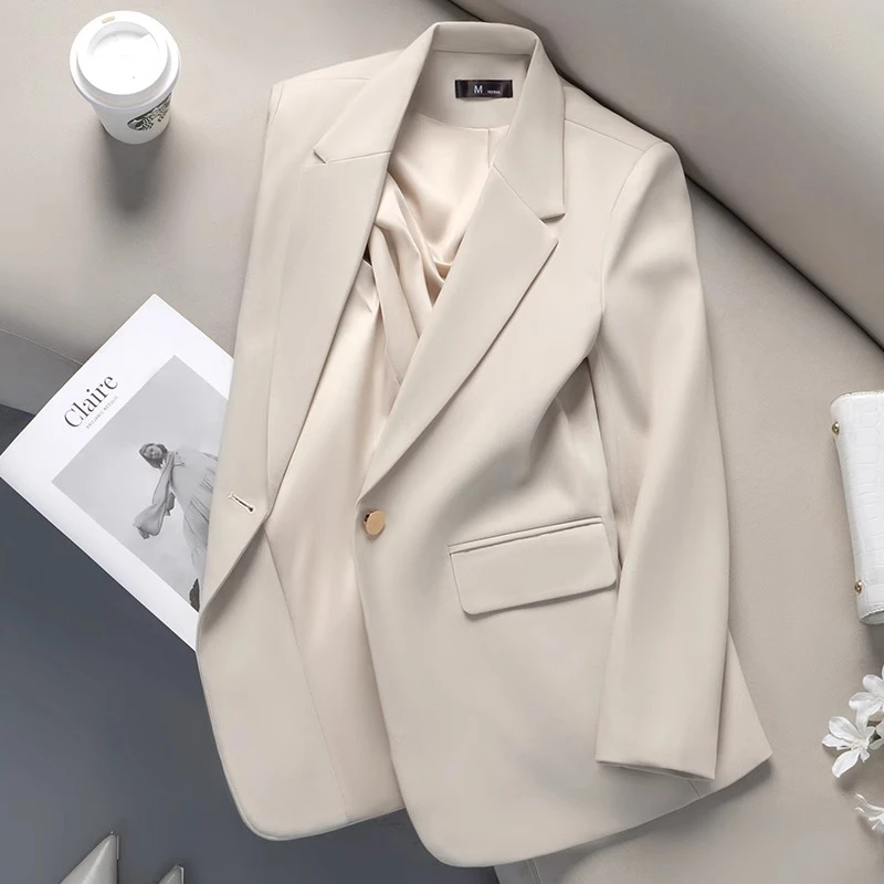 西装外套女2025新款春秋季韩版设计感炸街休闲小个子女士西服上衣