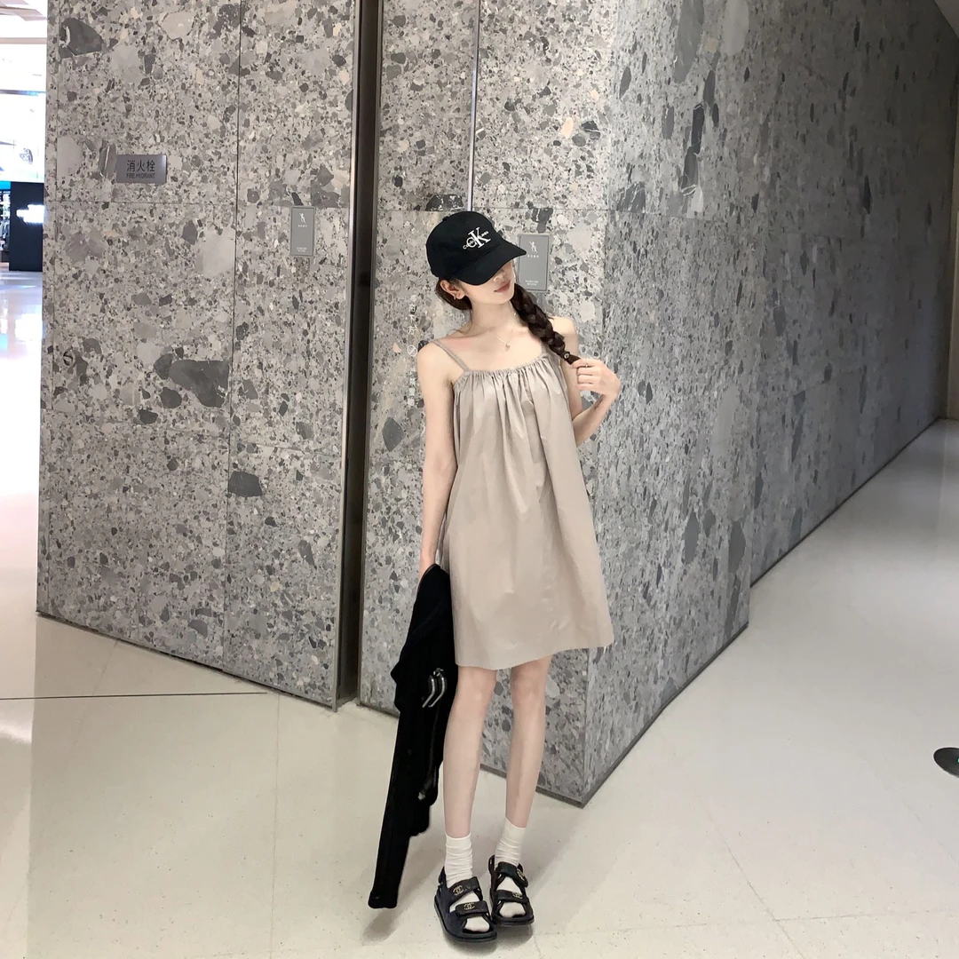 Zzhen【夏日派对】设计感露背吊带连衣裙宽松减龄显瘦裙子 DLYQ897！