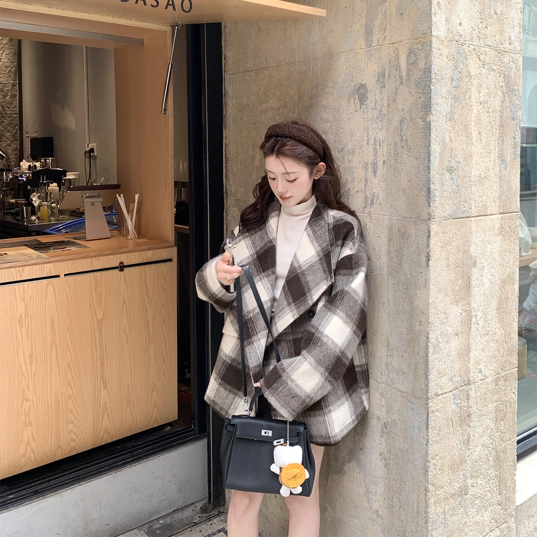 Zzhen【慕格巷角】经典格纹翻驳领毛呢外套宽松气质大衣DWT1174
