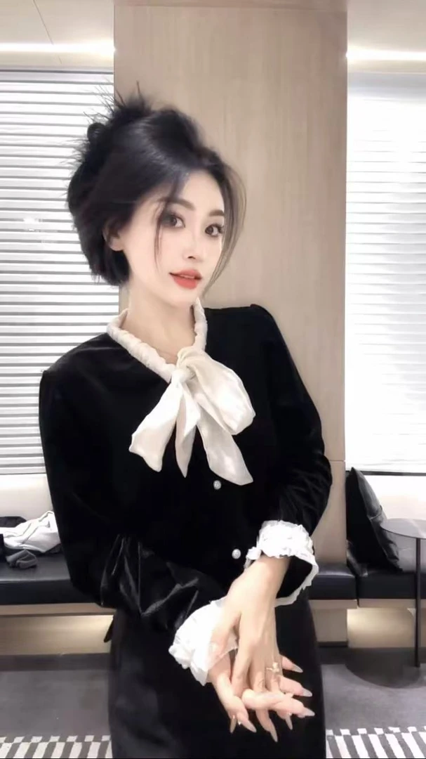 法式蝴蝶结衬衫女2025秋冬季新款高级感小香风打底衫长袖上衣潮