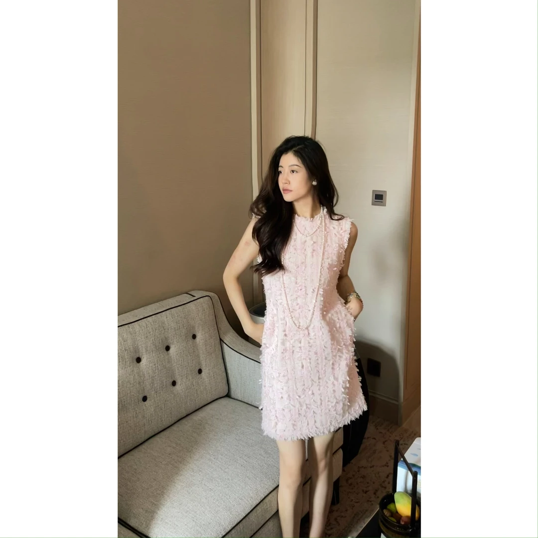 【N·COU】23秋新款【粉雾玫瑰】小香风无袖连衣裙套装-DYY3613热力感