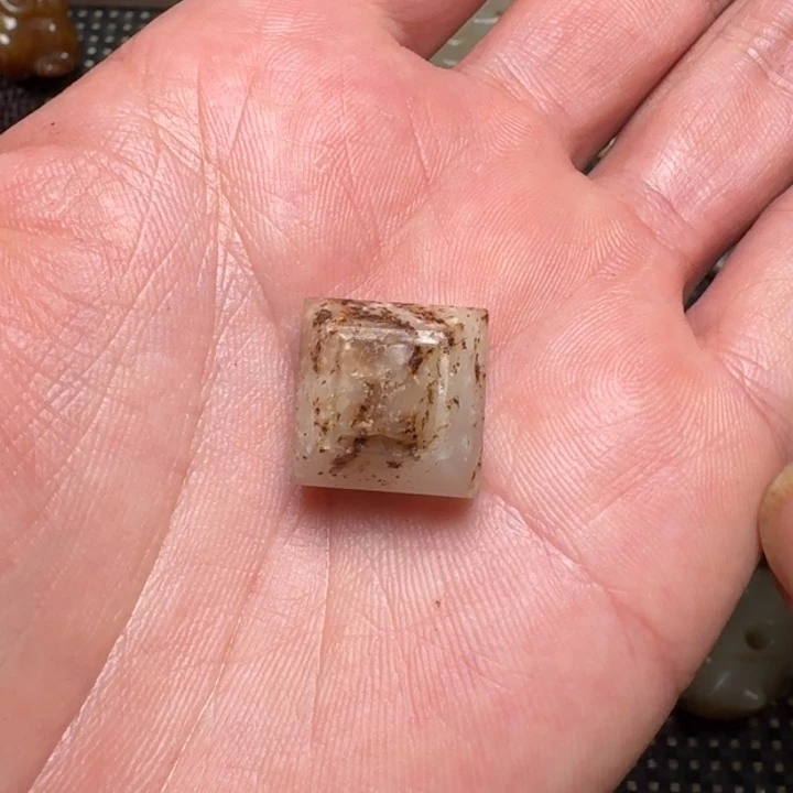 和田玉挂件未镶嵌硕*.