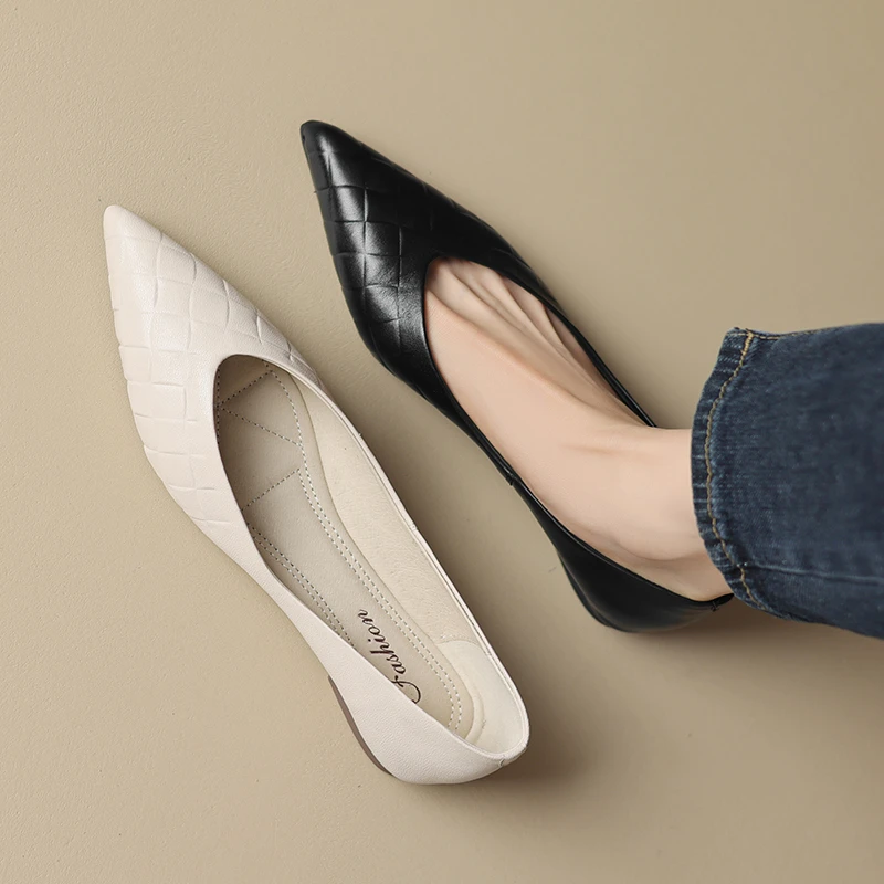 UEAVOO舒适真皮编织尖头单鞋女夏秋简约百搭软底奶奶鞋孕妇平底鞋