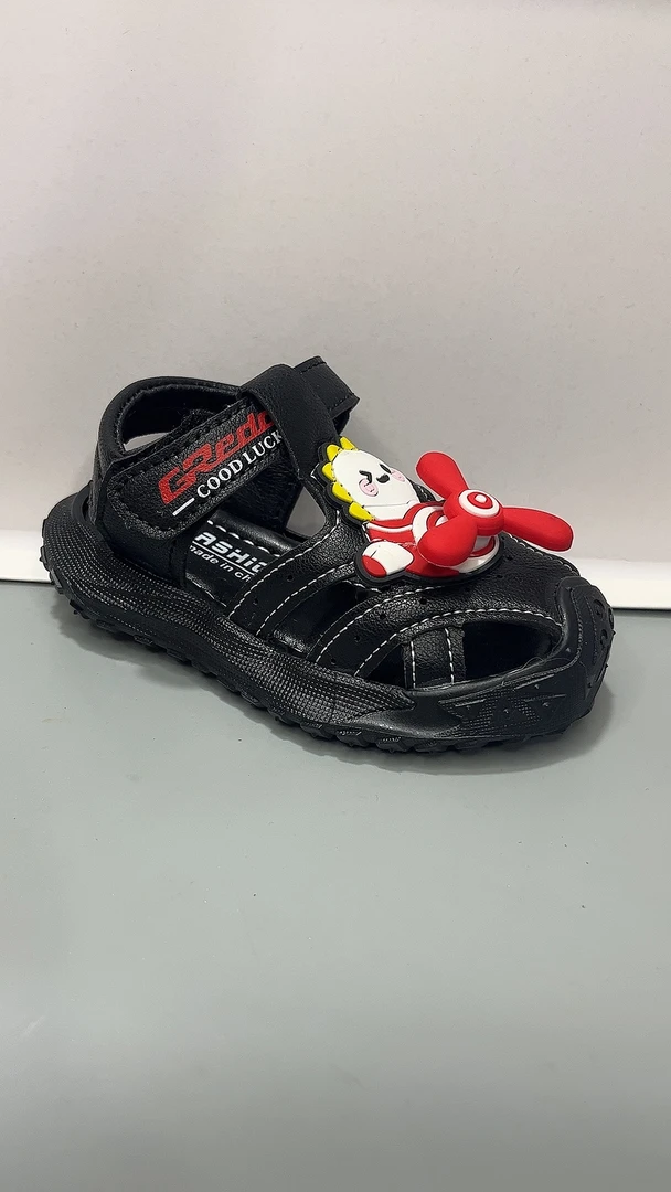 夏季新款特惠儿童包头凉鞋小童时尚休闲运动男童宝宝黑色软底