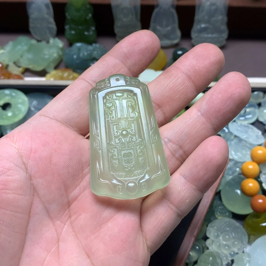 【闪购商品】蛇纹石玉挂坠未镶嵌今***肥