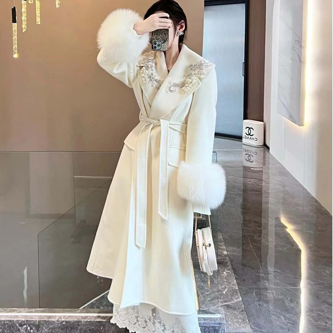 【XYZ轻奢女装】名媛重工刺绣订钻系带狐狸毛长款双面羊毛呢子大衣