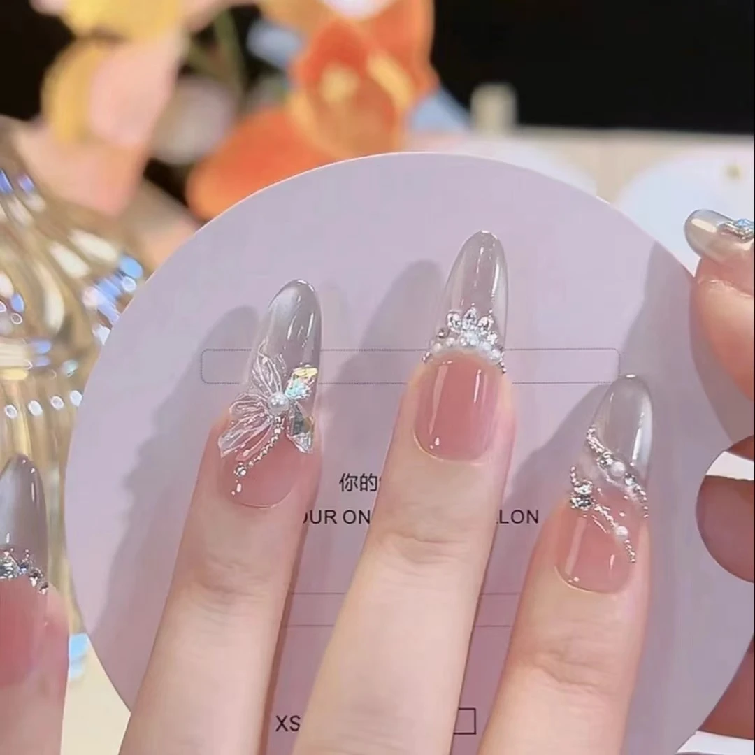 【比翼双飞】穿戴美甲可反复使用