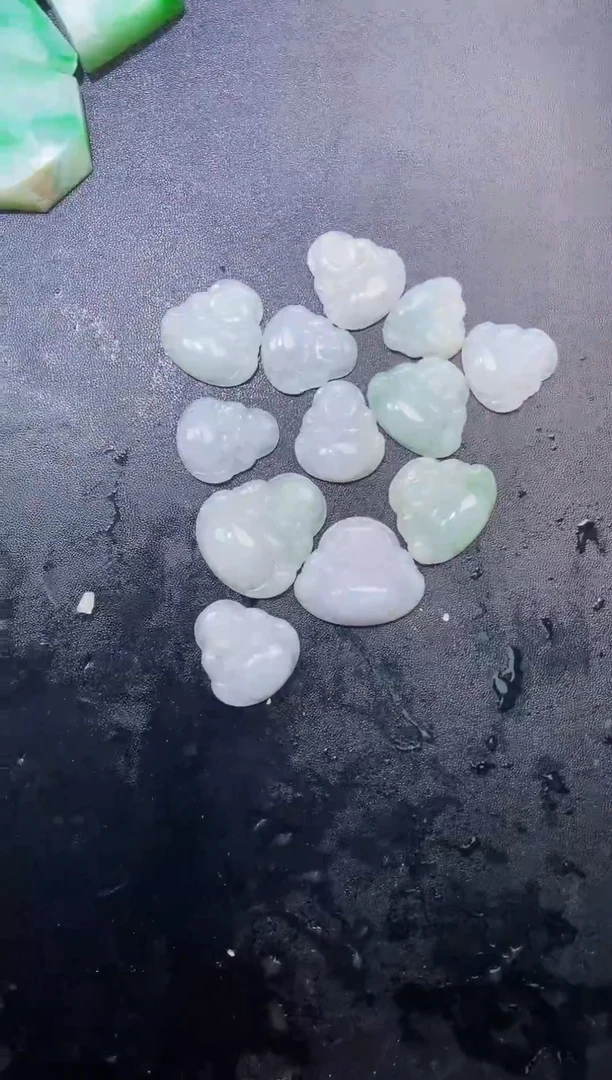 【闪购商品】翡翠挂件未镶嵌大佛公