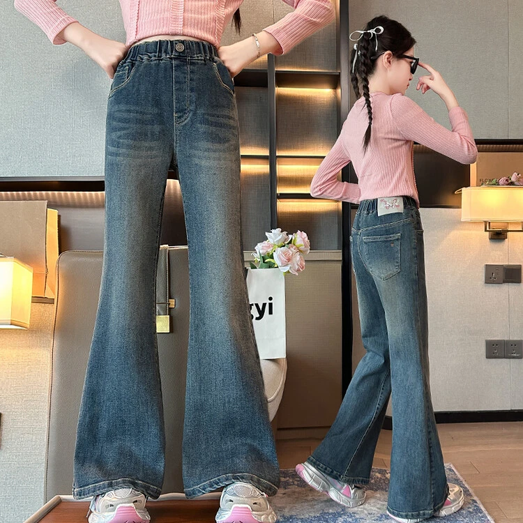 女童喇叭裤春秋2024新款中大童洋气时髦牛仔裤修身女孩微喇裤子潮