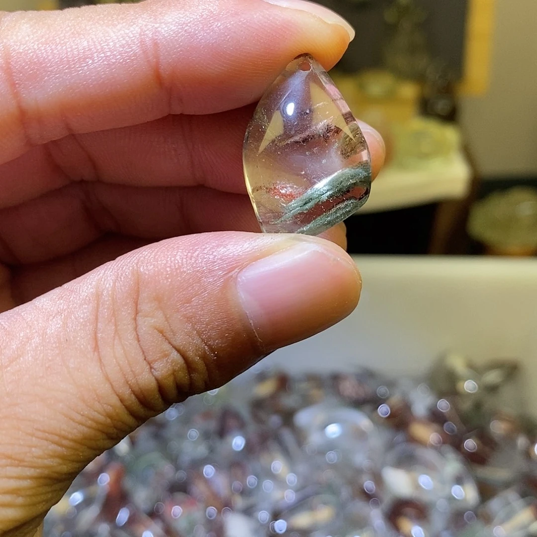 水晶吊坠(不含链)未镶嵌张****?