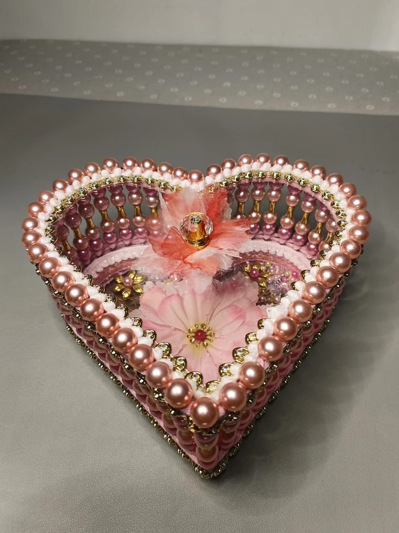 ［成品］手工DlY编织串珠高颜值少女心，心形创意收纳盒自用可送人