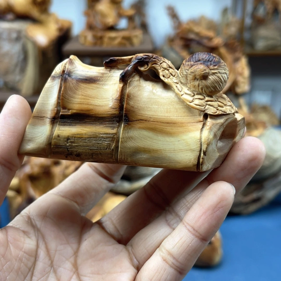 【闪购商品】崖柏根雕听*者1