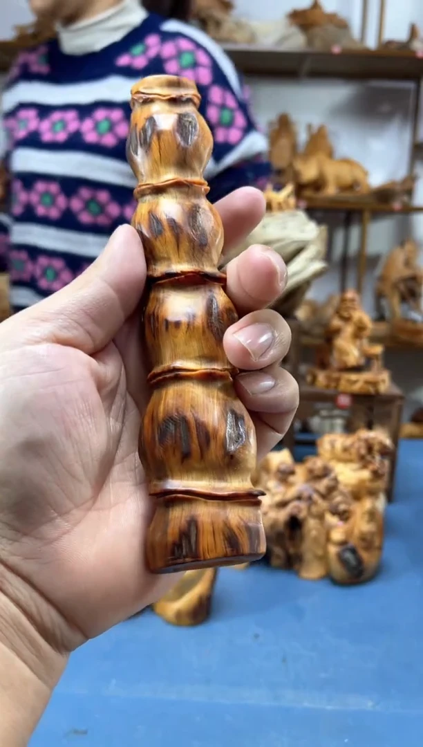 【闪购商品】崖柏根雕1