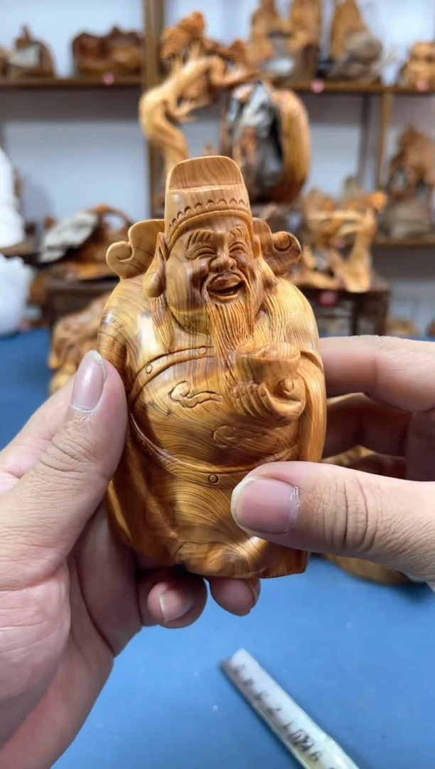 【闪购商品】崖柏根雕1