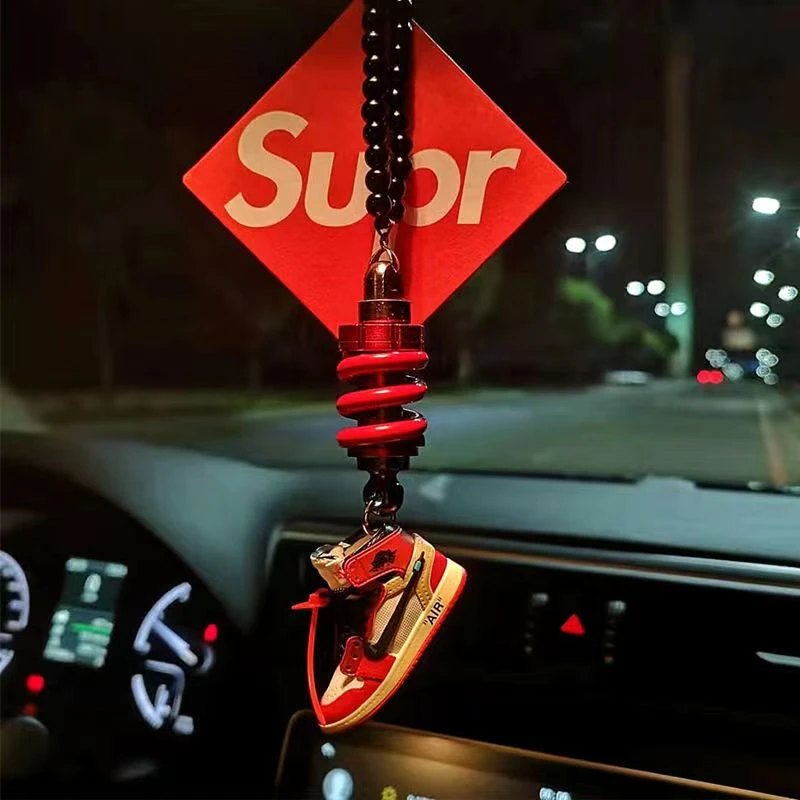 创意NBA篮球避震器汽车挂件个性鞋模型车载挂饰高档男朋友礼物