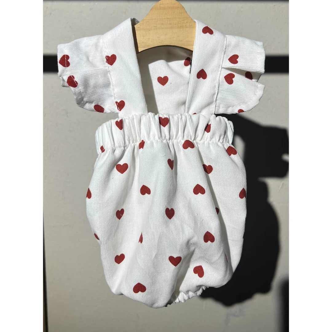 甜美红色爱心印花裙