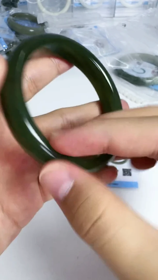 【闪购商品】和田玉手镯未镶嵌和田玉手镯56圈口D6