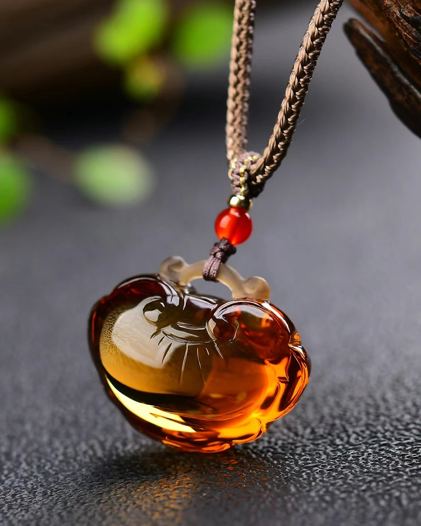 天然黄水晶如意锁吊坠老酒黄平安锁