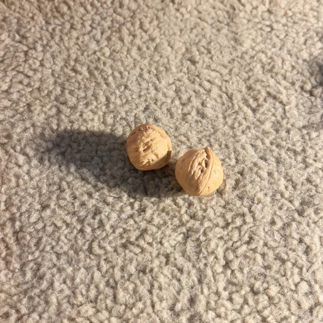【闪购商品】文玩核桃吊坠秋子，