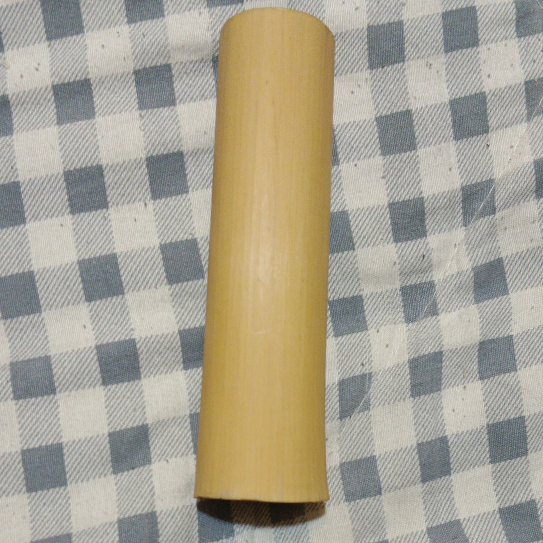 实心玉竹毛料手把件