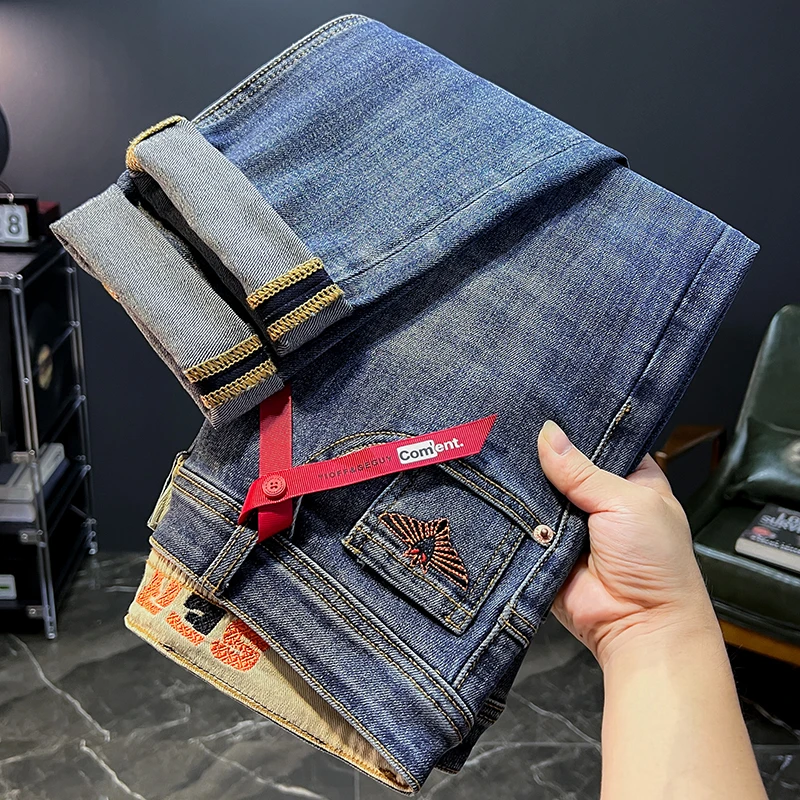 2024年经典国风刺绣港版潮流时尚百搭修身直筒牛仔裤