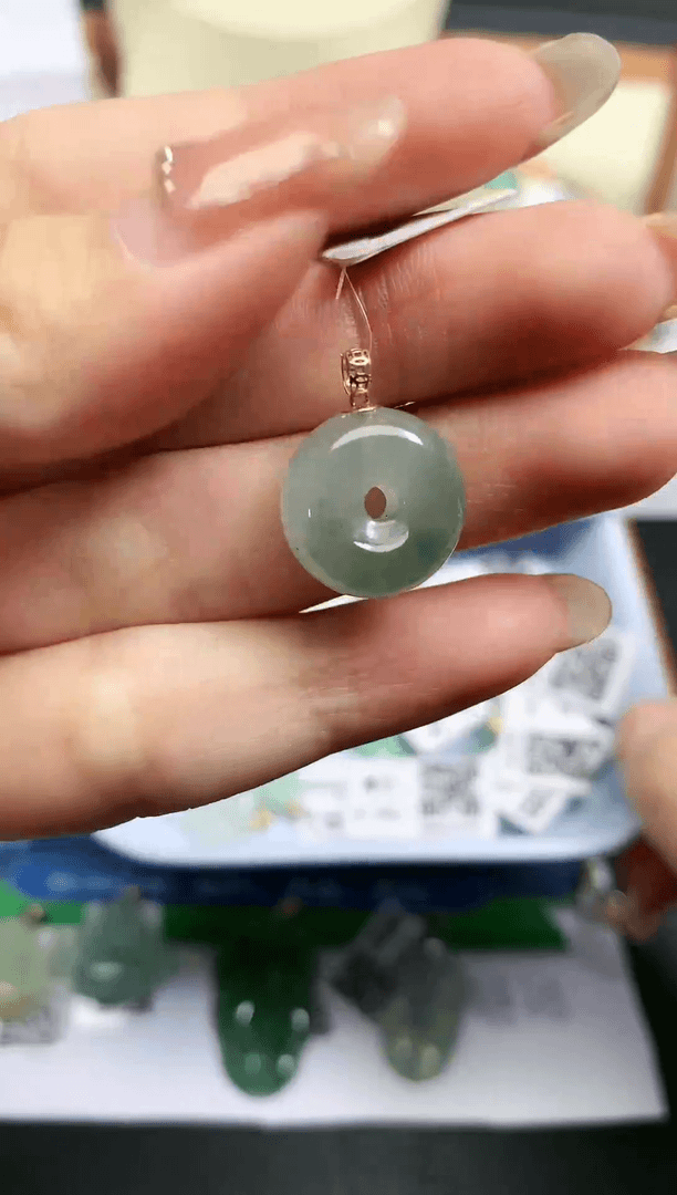 【闪购商品】翡翠颈饰未镶嵌KHNQ307B75