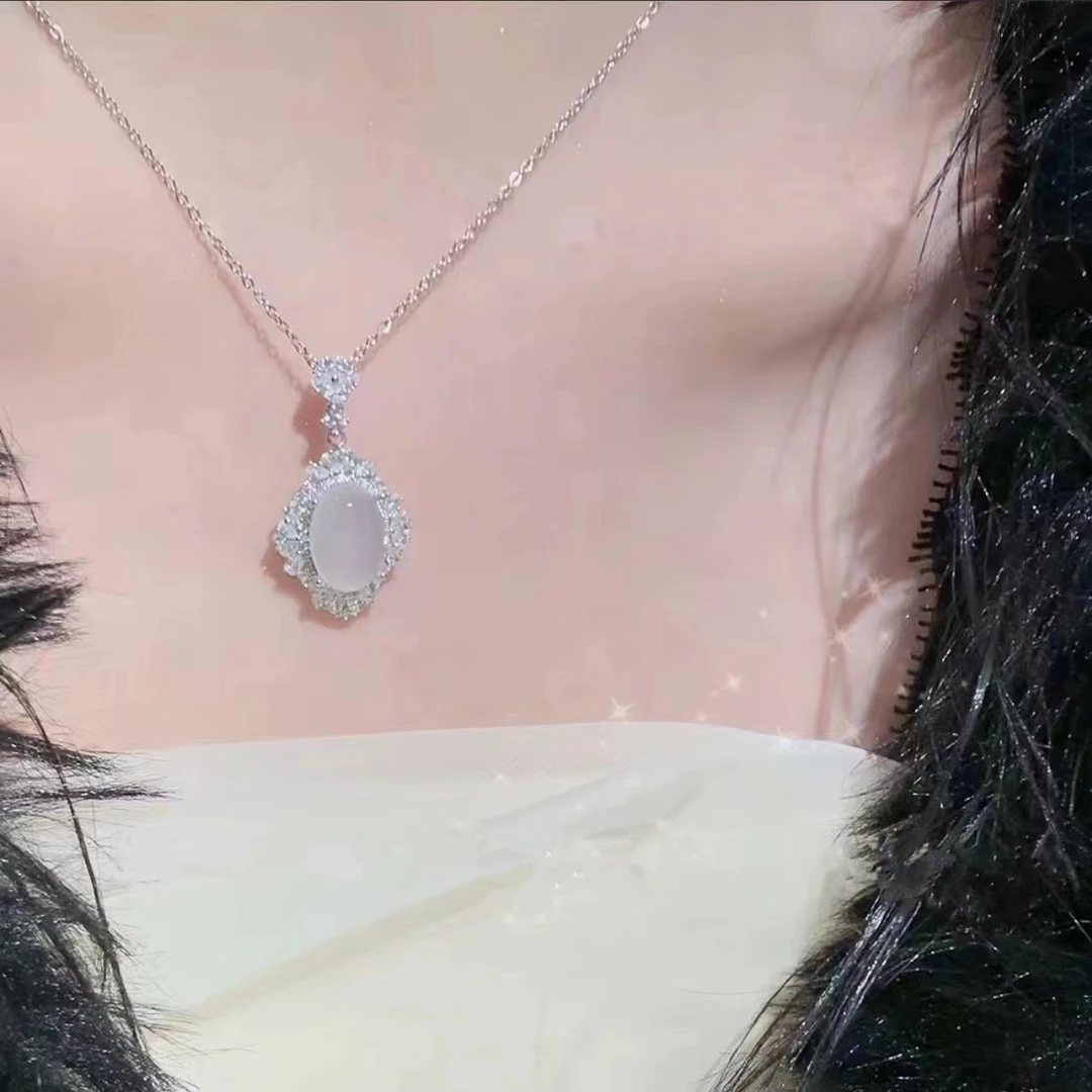 锌合金吊坠 ins网红款女学生蛋面玉吊坠项链新款白月光毛衣链百搭