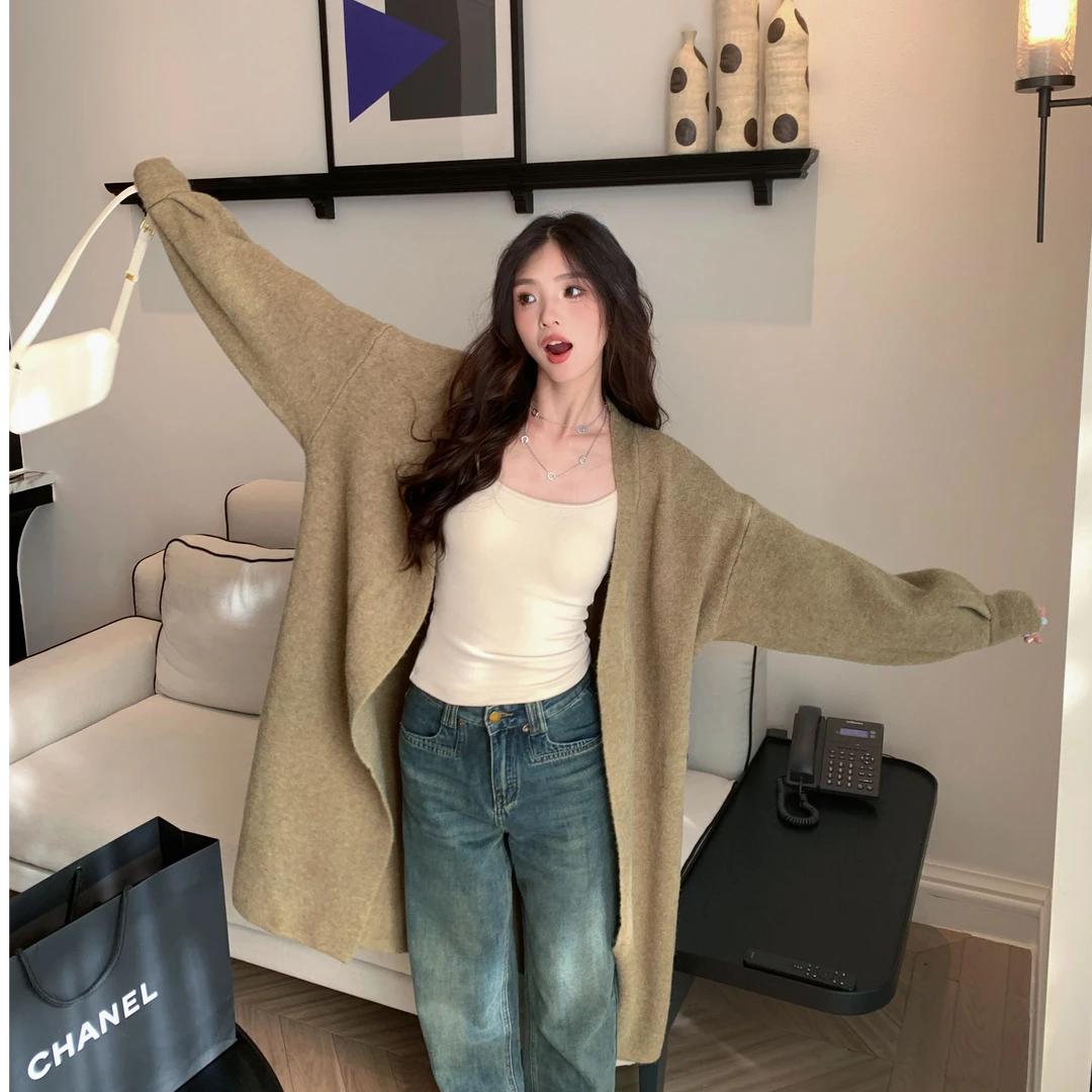 高级感显瘦针织开衫毛衣女中长款纯色慵懒风过膝宽松大版通勤外套