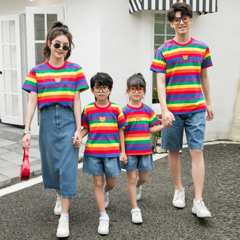 2025新款夏亲子装一家三口网红牛仔全家时尚母女情侣装洋气条纹t