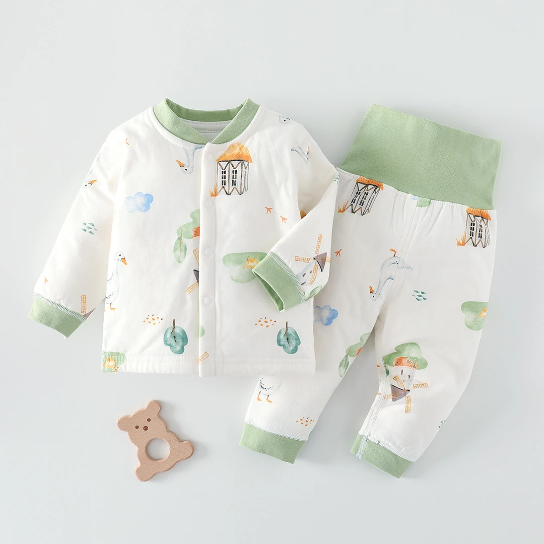新生儿秋冬款衣服40ga类无骨薄棉分体上衣裤子两件套满月宝宝睡衣