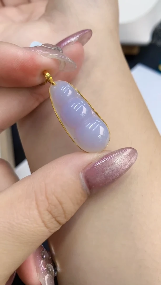 【闪购商品】翡翠颈饰18K金镶嵌天然翡翠A货