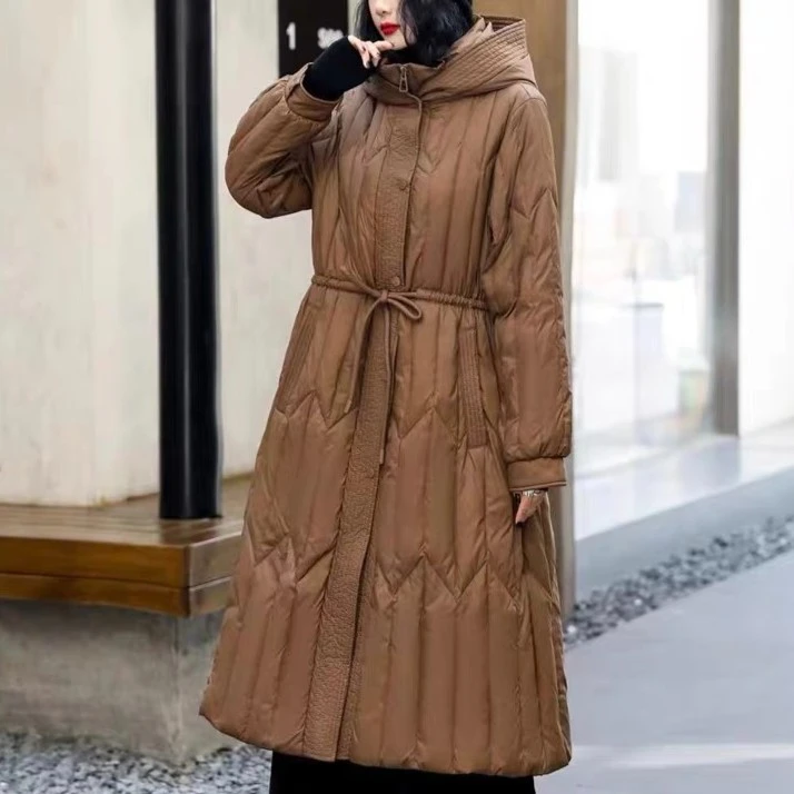 白鸭绒羽绒服女保暖高端2024韩版加厚连帽抽绳系带收腰显瘦冬季