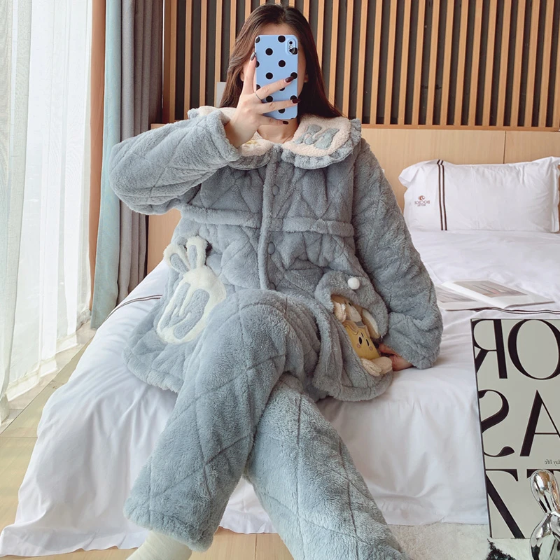 月子服秋冬三层夹棉产后喂奶加厚加绒冬季保暖孕妇家居哺乳睡衣套