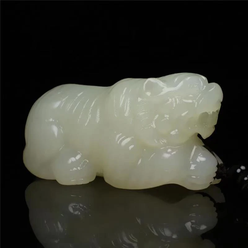 和田手把件虎虎生威把玩件男士女士玉色手玩件手工工艺品立体雕刻