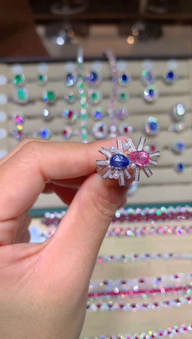 【闪购商品】蓝宝石戒指18K金镶嵌1.55CT 79号