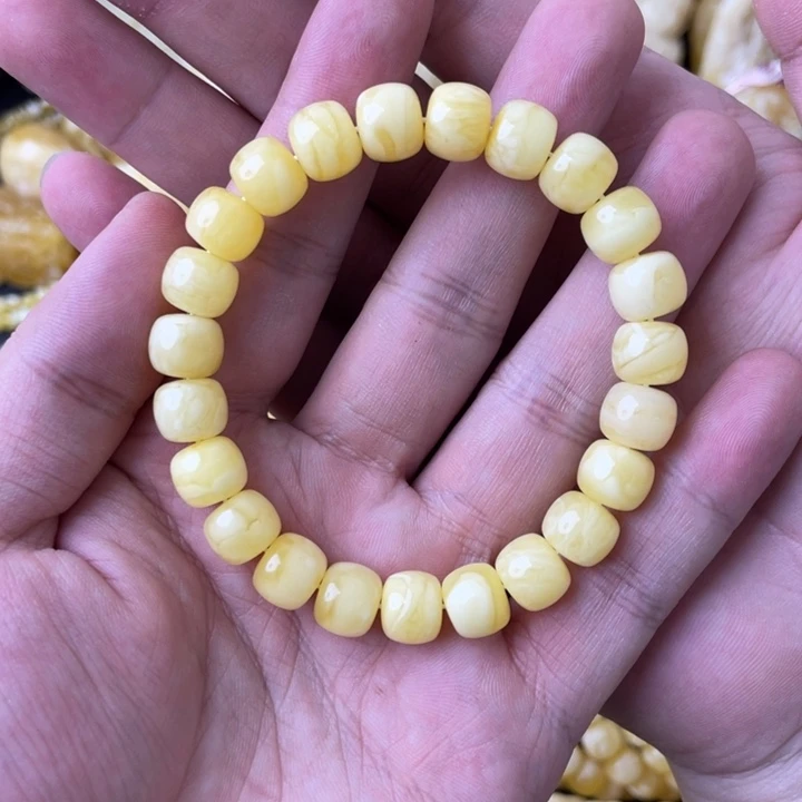 琥珀手串未镶嵌10+俄料妖白花蜡精工老型手串