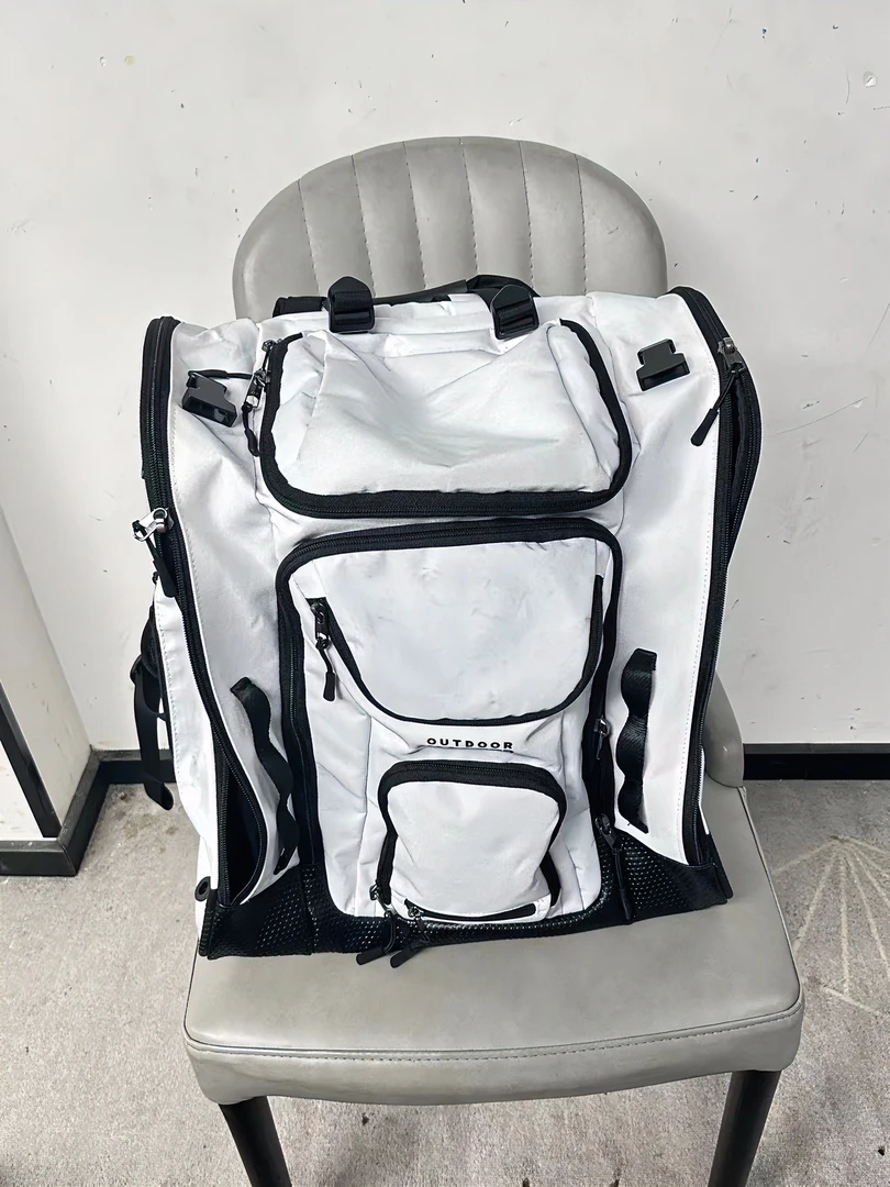 时尚高端大气潮流休闲时尚旅行户外登山休闲包