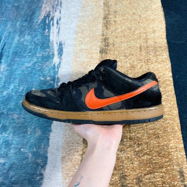 42.5码/Dunk sb黑橙绿/无原盒/市场价1w2/板鞋