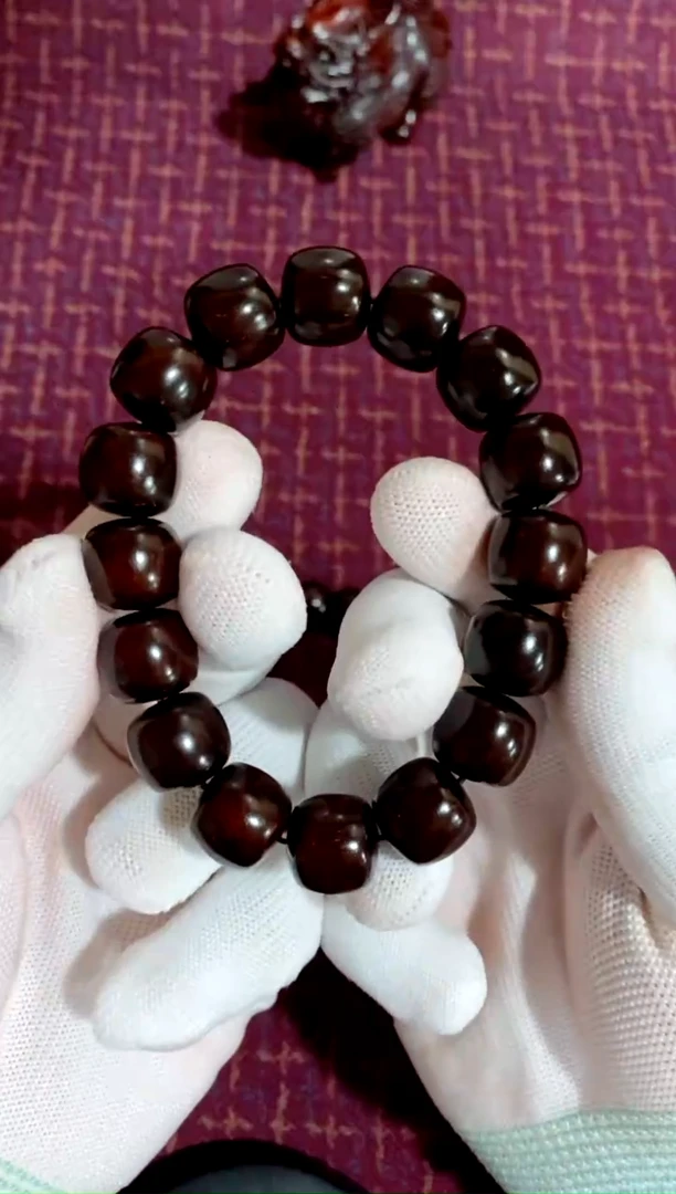 【闪购商品】檀木印度小叶紫檀13*14金星