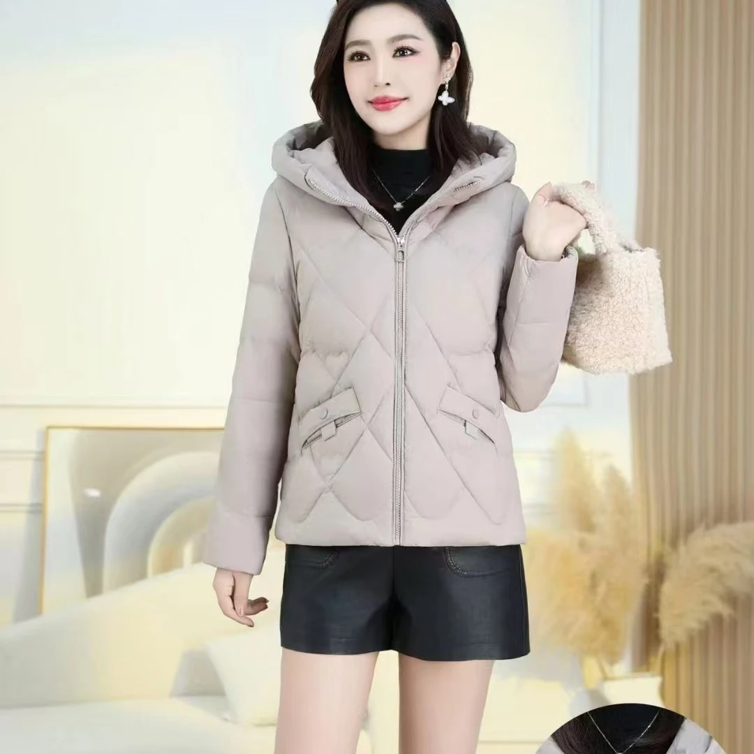 2024冬季新款女士羽绒服短款潮流连帽